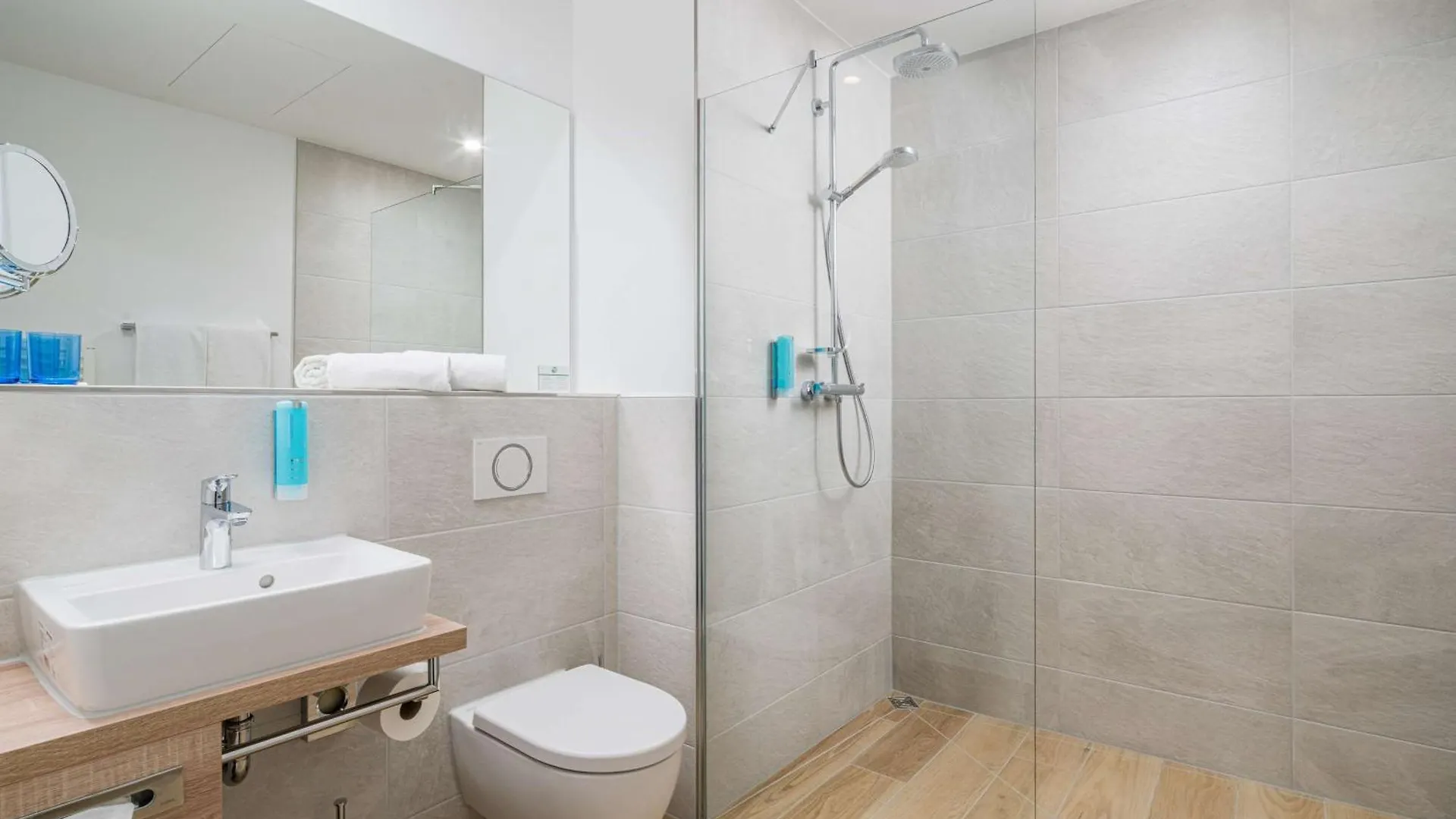 Best Western Hotel Arabellapark Muenchen 3*, München