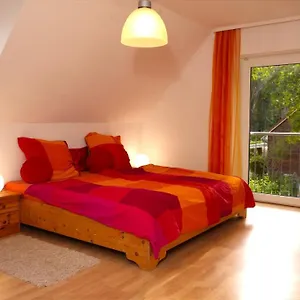 3 Schlafzimmer 8 Gaste Ruhig 110qm Nahe Flughafen Apartment Norderstedt